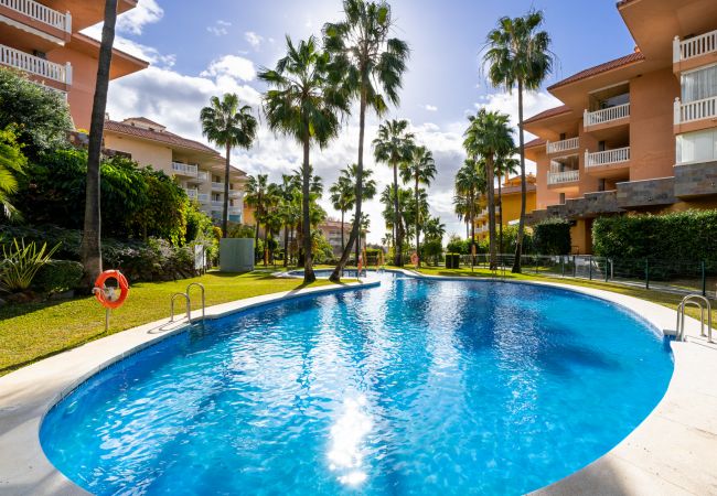 Апартаменты на Фуэнхирола / Fuengirola - Buganvilla, El Higueron