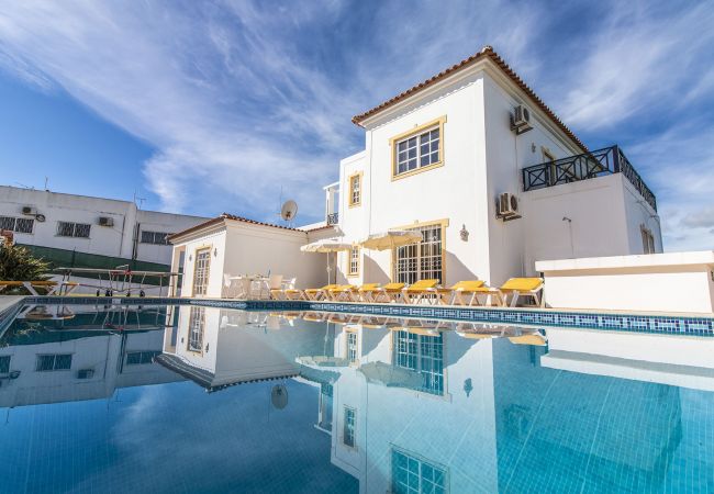 Вилла на Albufeira - Villa Pacheco | 4 Quartos | Ao pé da praia | Olhos de Água