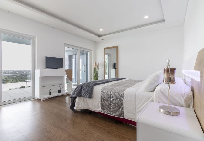 Вилла на Almancil - Villa Monroy | 4 Quartos | Moderna | Caliços