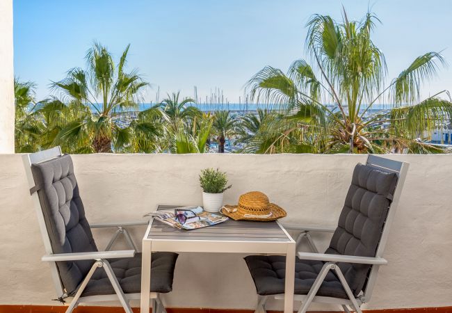 Апартаменты на Benalmádena - Puerto Marina - Holiday Home in Benalmadena