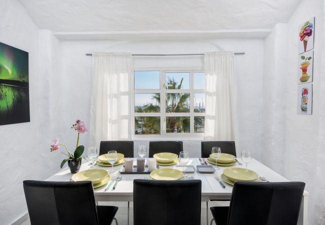 Апартаменты на Benalmádena - Puerto Marina - Holiday Home in Benalmadena