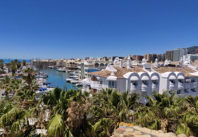 Апартаменты на Benalmádena - Puerto Marina - Holiday Home in Benalmadena