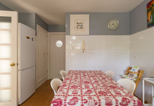 Дом на Santa Brígida - House with cozy garden BBQ 