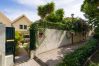 Дом на Santa Brígida - House with cozy garden BBQ 