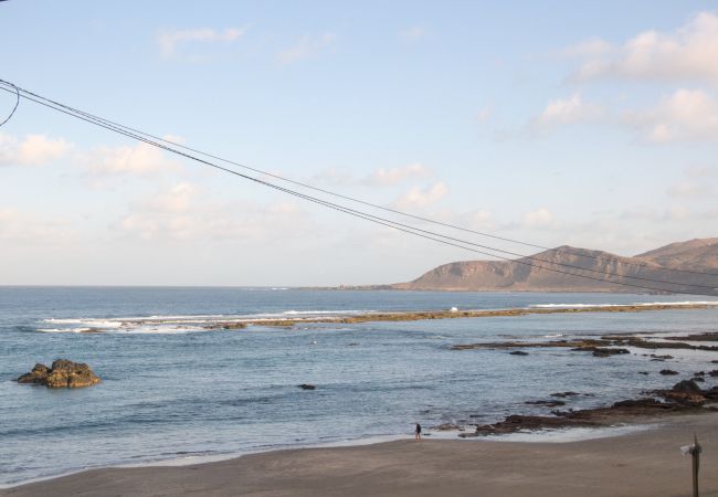 Дом на Лас Пальмас де Гран Канариа / Las Palmas de Gran Canaria - Corner las Canteras Beach by Canariasgetaway