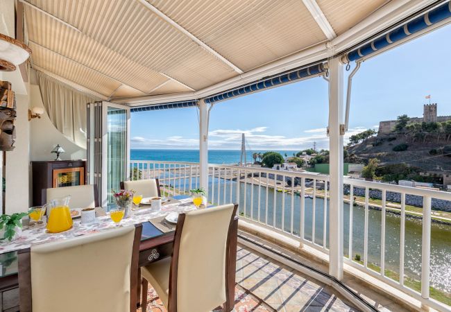 Апартаменты на Fuengirola - Castillo Fuengirola | Sea view apartment