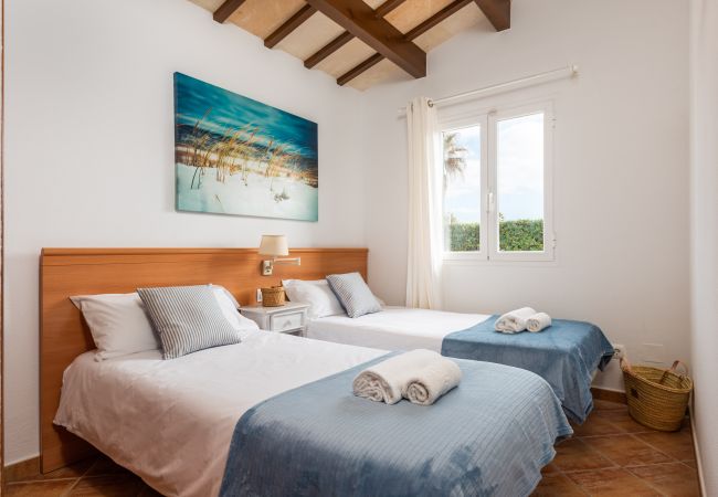 Вилла на Cap d´Artruix - VILLA FUCSIA Menorca