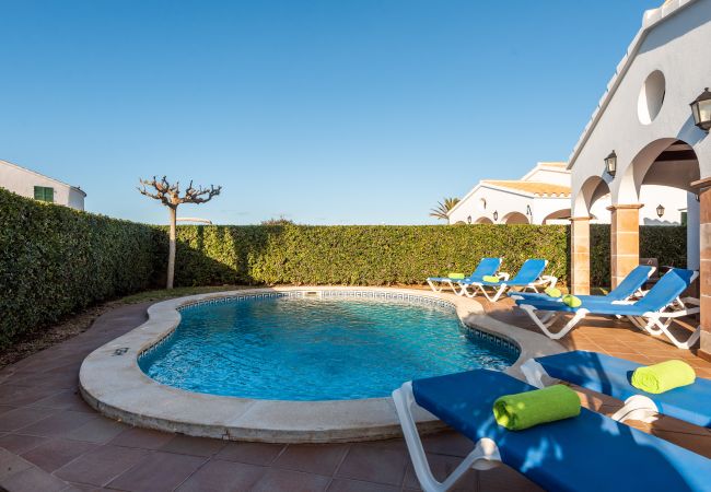 Вилла на Cap d´Artruix - VILLA FUCSIA Menorca