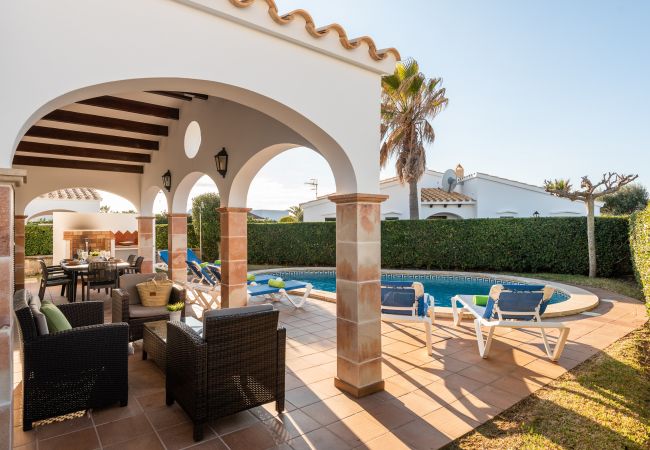 Вилла на Cap d´Artruix - VILLA FUCSIA Menorca