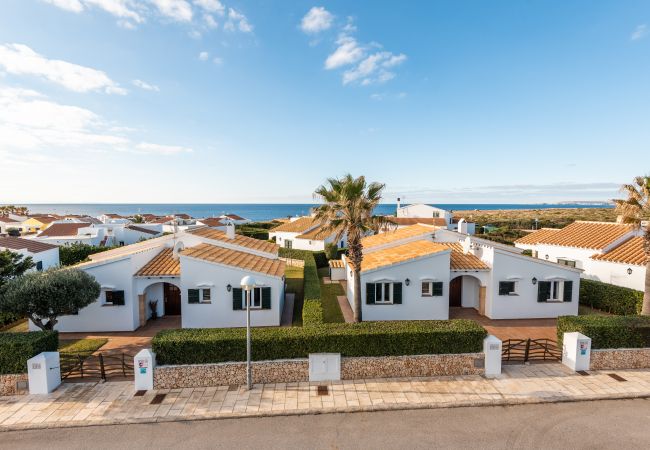 Вилла на Cap d´Artruix - VILLA FUCSIA Menorca