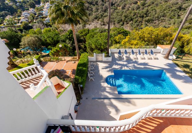 Таунхаус на Mijas Costa - Lovely vacation home with amazing views and private pool | Townhouse Calahonda