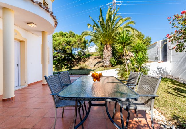 Таунхаус на Mijas Costa - Lovely vacation home with amazing views and private pool | Townhouse Calahonda