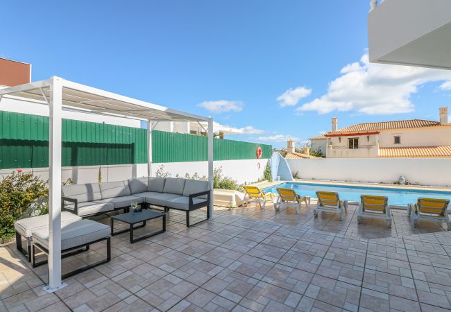 Вилла на Albufeira - Villa Alfazema | 5 Quartos | Zona Tranquila | Albufeira