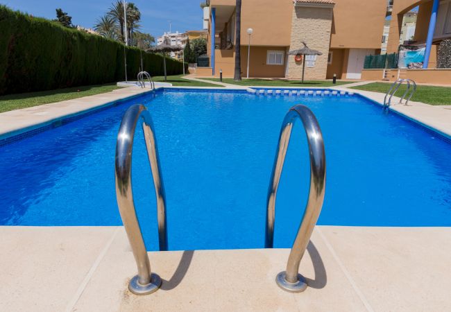 Апартаменты на Хавеа / Javea - Menorca Duplex Javea, con Terraza, Piscina Comunitaria y muy cerca de la playa