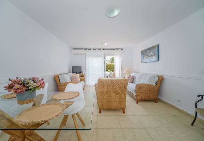 Апартаменты на Хавеа / Javea - Menorca Duplex Javea, con Terraza, Piscina Comunitaria y muy cerca de la playa