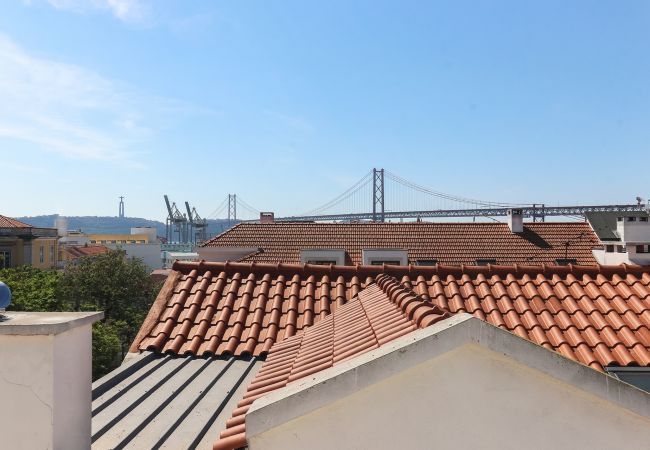 Апартаменты на Lisboa - Alcantra Terrace