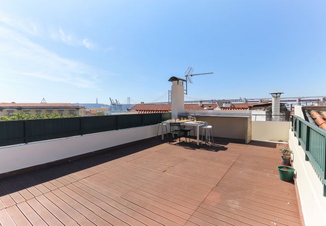 Апартаменты на Lisboa - Alcantra Terrace