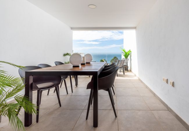 Апартаменты на Benalmádena - Bahia de Torrequebrada | 2 Bedroom Apartment with Seaview