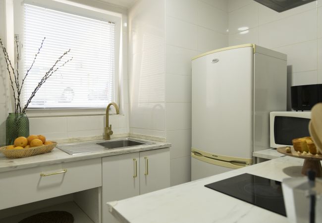 Апартаменты на Seixal - Apartamento junto ao rio na baía do Seixal. 3pax. Bicicletas disponíveis.