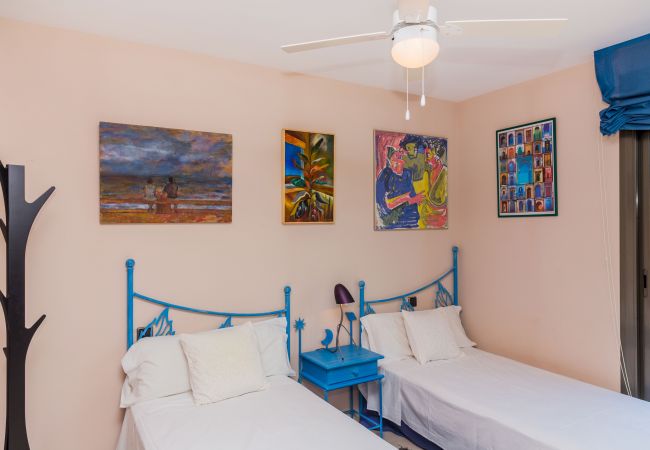 Апартаменты на Хавеа / Javea - Albamar Apartment Javea Arenal, con grandes Terrazas, Solarium, AC y Piscina comunitaria