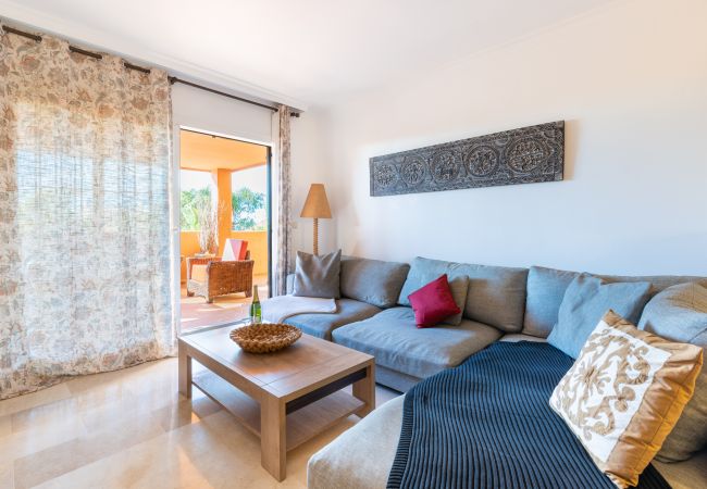 Апартаменты на Марбелья / Marbella - Los Lagos Golf II | Charming 3 bedroom apartment in Marbella