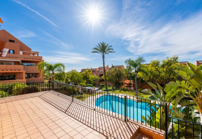 Апартаменты на Марбелья / Marbella - Los Lagos Golf II | Charming 3 bedroom apartment in Marbella