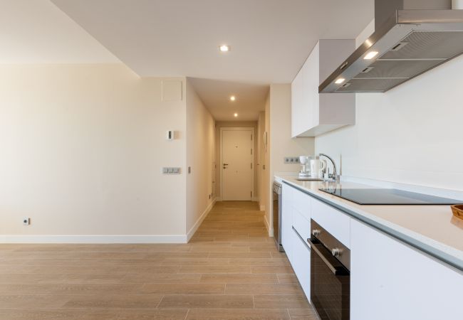 Апартаменты на Benalmádena - Blossom - Modern 2 bedroom apartment within walking distance to Benalmadena Pueblo