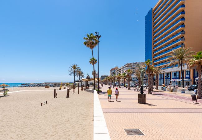 Апартаменты на Фуэнхирола / Fuengirola - Maritimo Rey | Beach Front Apartment in Fuengirola 