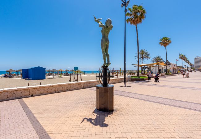 Апартаменты на Фуэнхирола / Fuengirola - Maritimo Rey | Beach Front Apartment in Fuengirola 