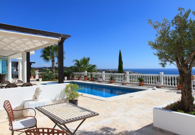 Villa à Mijas Costa - Villa Azalea - Exclusive villa with unique mediterranean view