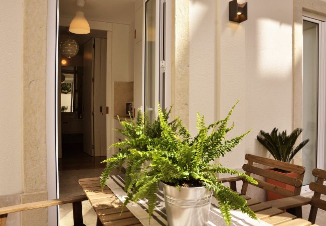 Appartement à Lisboa - Appartement confortable et entièrement climatisé avec terrasse extérieure. Pour 4 personnes.