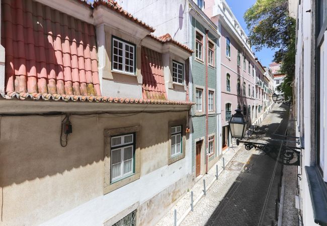 Bairro Alto Bright by Homing