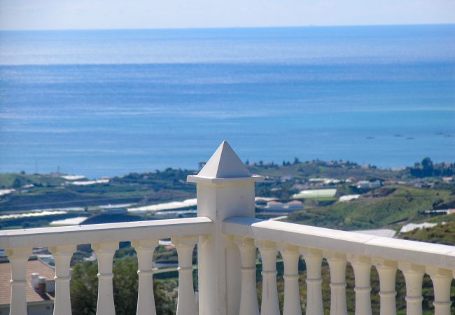 Villa à Algarrobo - Casa Bonita - 4 bedroom Country House in Authentic Andalucia, Malaga