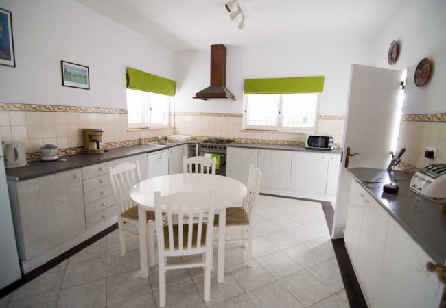 Villa à Albufeira - Villa Jorida | 4 Chambres | Silencieux | Albufeira