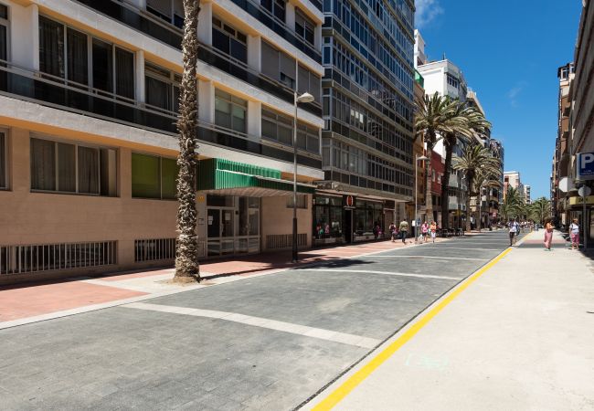 Maison à Las Palmas de Gran Canaria - Front line with nice terrace By CanariasGetaway 