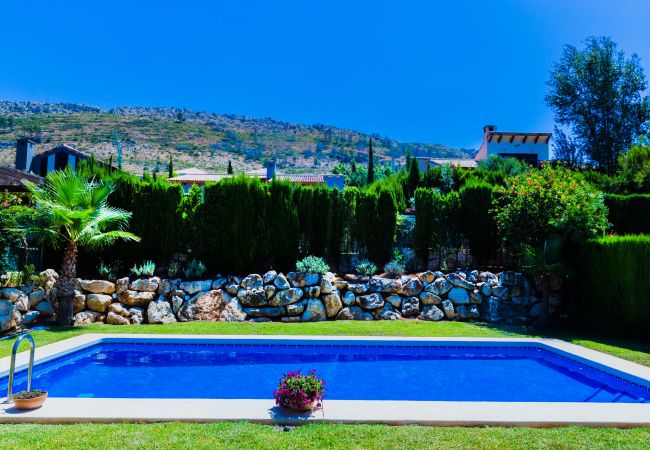 Villa à Javea - Villa Abaesko,with Garden and Private Pool