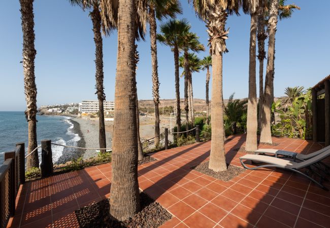 Maison à Bahia Feliz - Luxury with big terrace sea front by CanariasGetaway