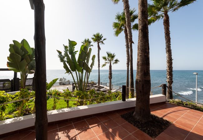 Maison à Bahia Feliz - Luxury with big terrace sea front by CanariasGetaway