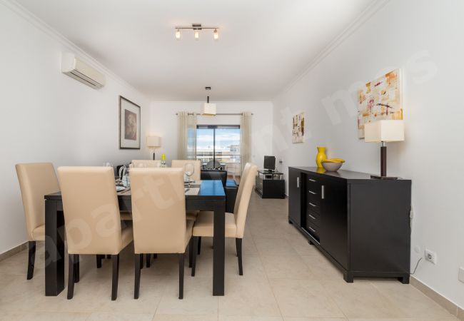 Appartement à Lagos - Apartment Mos | professionally cleaned | 2-bedroom second-floor apartment | communal pool