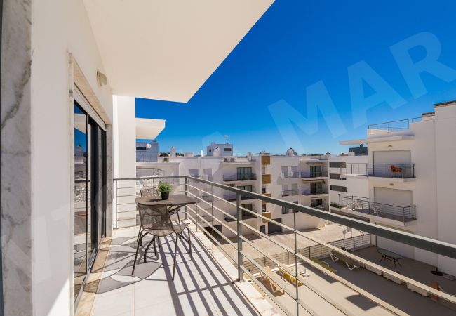 Appartement à Lagos - Apartment Vista Mar | professionally cleaned | 3-bedroom apartment | extremely large roof terrace with barbecue | close to Lagos town centre