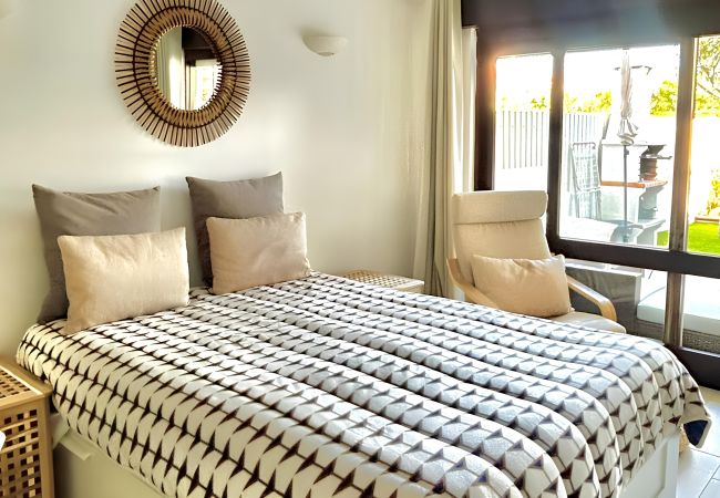 Studio à Albufeira - Magnific Studio with a cozy garden, 5 minutes to the beach