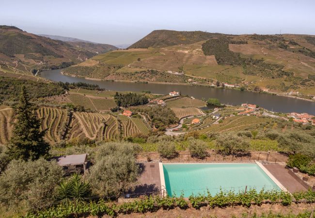 Villa à Folgosa - Villa avec piscine, barbecue et vue panoramique