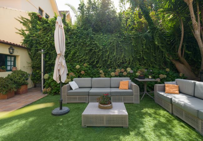 Maison à Santa Brígida - House with cozy garden BBQ  Maison à Santa Brígida - House with cozy garden BBQ