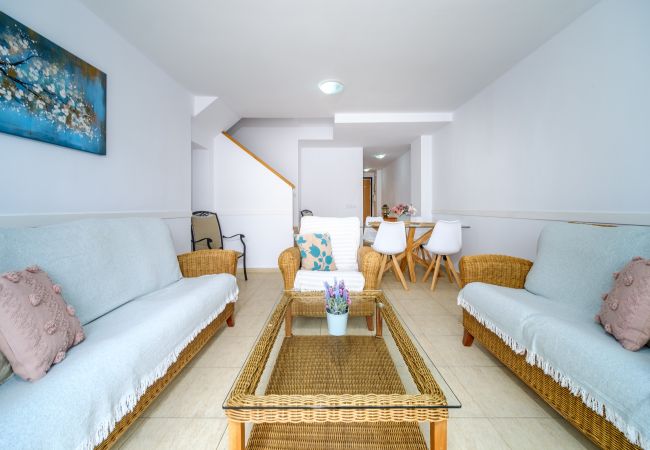 Appartement à Javea - Menorca Duplex Javea, avec terrasse, piscine communautaire et très proche de la plage