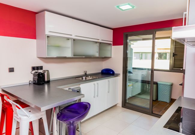 Appartement à Javea - Albamar Apartment Javea Arenal, avec de grandes terrasses, solarium, AC et piscine communautaire