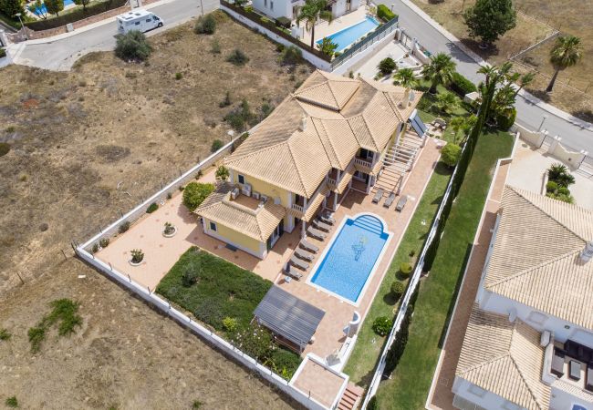 Villa à Albufeira - Villa Iris | 5 Chambres | Premium | Galé