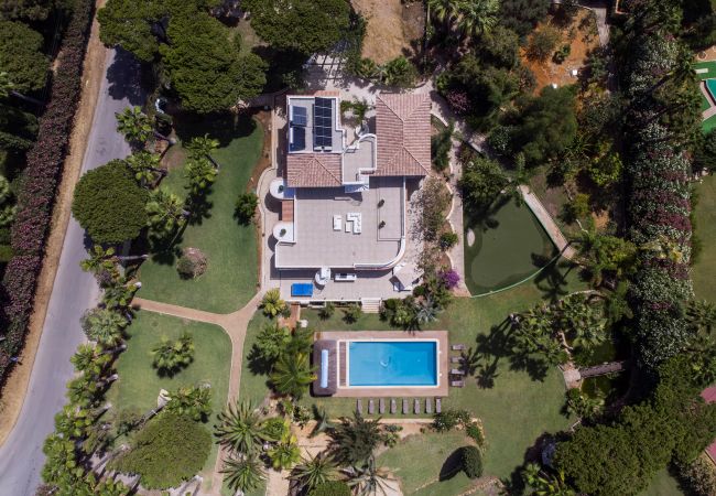 Villa à Vilamoura - Villa Natura | 6 Chambres | Villa Spectaculaire avec Jardin Spacieux | Vilamoura