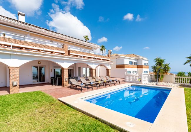 Villa in Benalmádena - Apartment Pamela with private pool