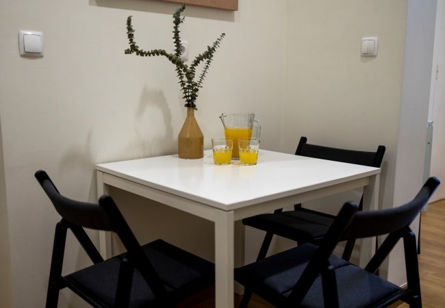 Apartment in Lisbon - Comfortable apartment, fully equipped, very close to the center of Lisbon in the traditional Alfama district.