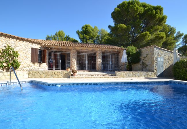 Villa in Ametlla de Mar - Villa Ametlla 35:Stone house-Private Pool